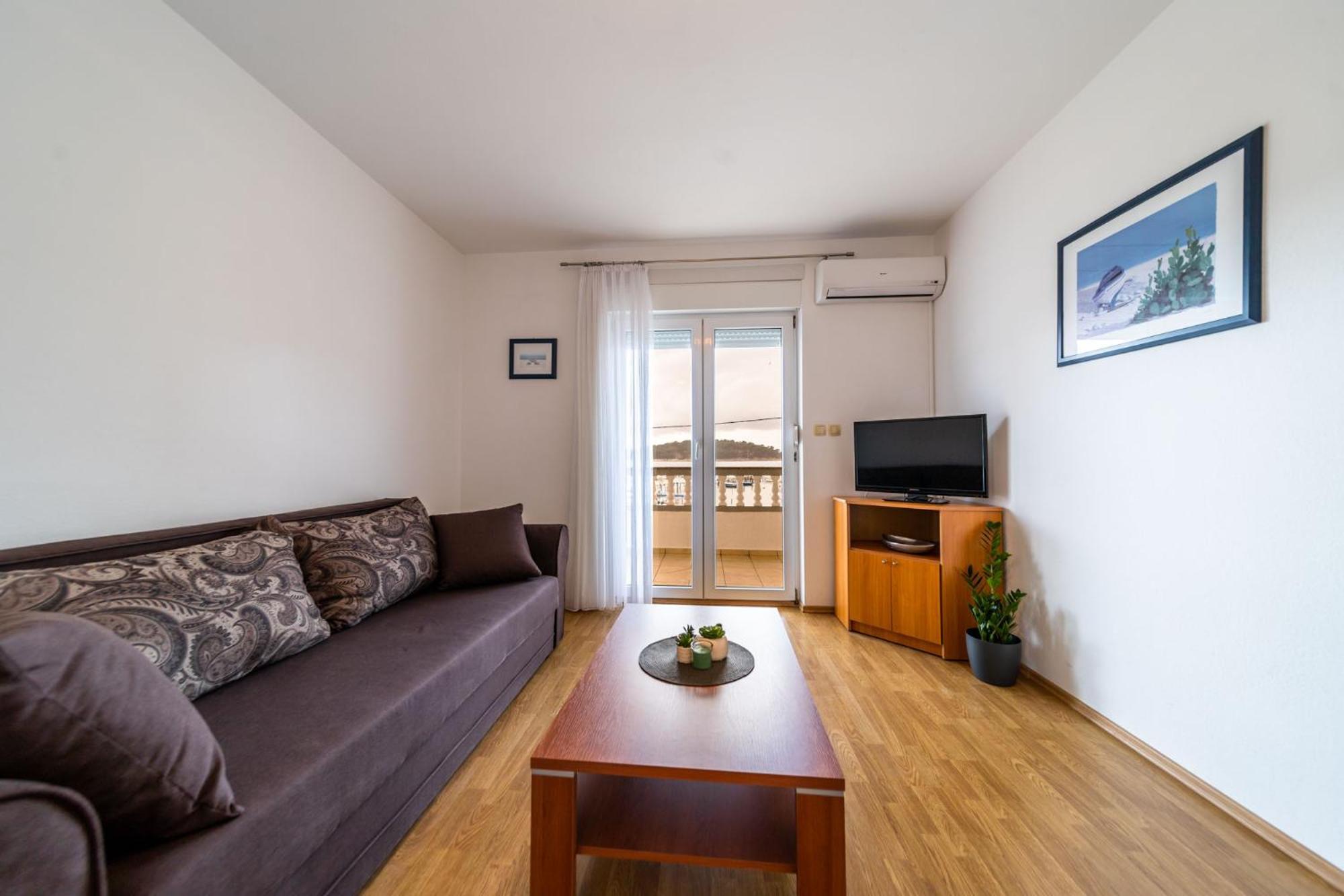 Apartmani Devcic Palit Exterior foto